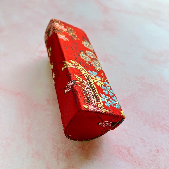 🥳Free with Purchase - Lipstick Case Holder with Mirror NWOT ❤️ - Picture 5 of 6